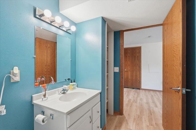 6002 Lynbrook Lane, Madison, WI 53719