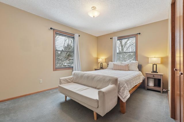 998 Tanney Lane, Hudson, WI 54016