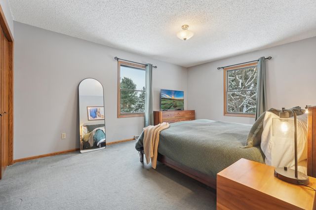 998 Tanney Lane, Hudson, WI 54016