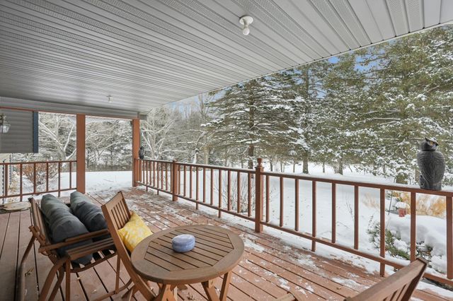 998 Tanney Lane, Hudson, WI 54016