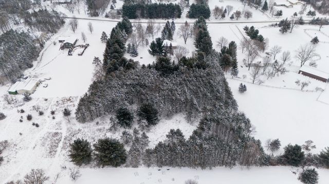 998 Tanney Lane, Hudson, WI 54016