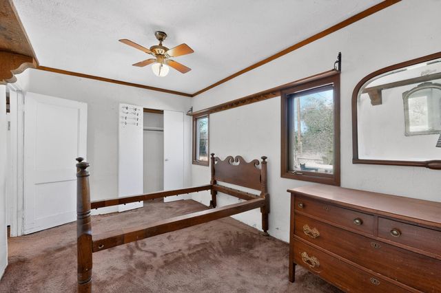 1109 57th Street NW, Albuquerque, NM 87105