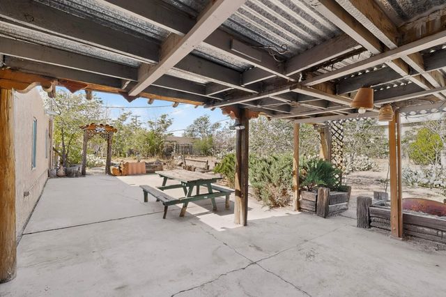 1109 57th Street NW, Albuquerque, NM 87105