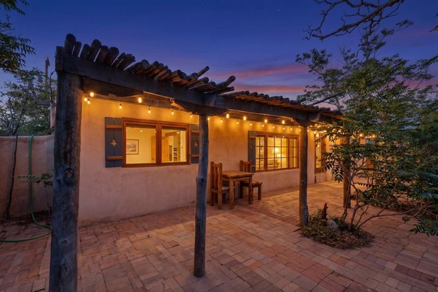 1109 57th Street NW, Albuquerque, NM 87105