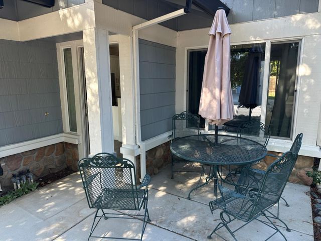 8879 Mandalay Way, Elk Grove, CA 95624