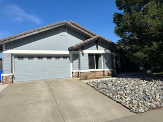 8879 Mandalay Way, Elk Grove, CA 95624