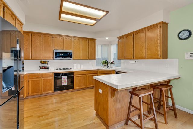 1022 Kathy St, Los Banos, CA 93635