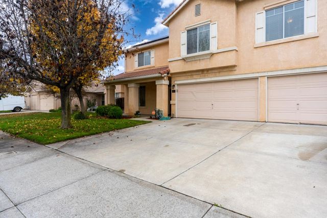 1022 Kathy St, Los Banos, CA 93635