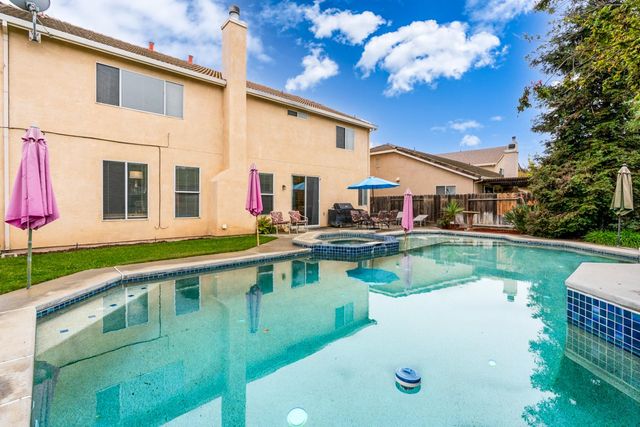 1022 Kathy St, Los Banos, CA 93635