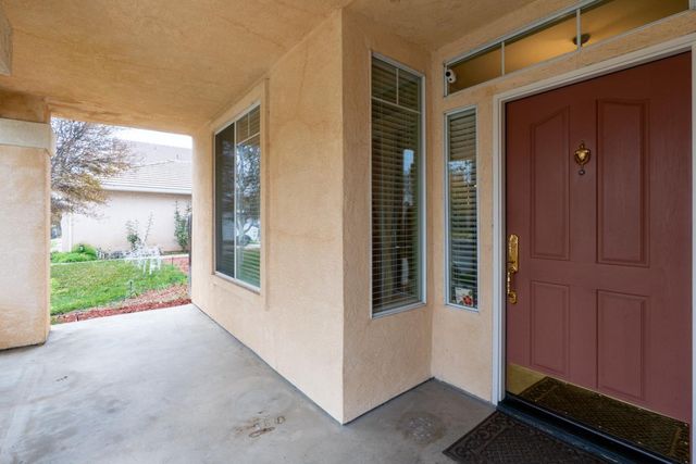 1022 Kathy St, Los Banos, CA 93635