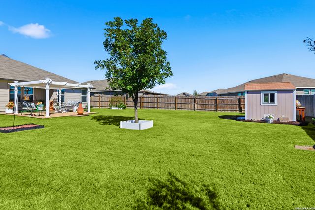 1321 W Nolte Farms, Seguin, TX 78155