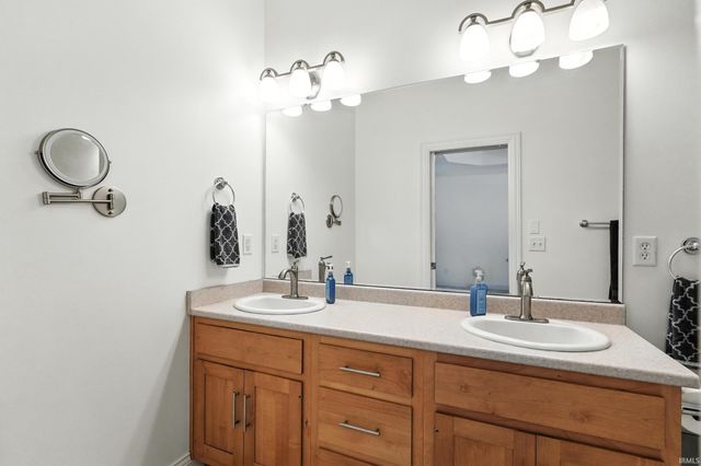 1208 Phaeton Way, Auburn, IN 46706