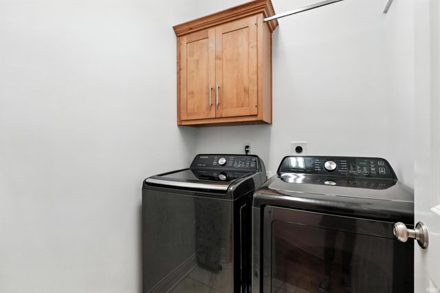 1208 Phaeton Way, Auburn, IN 46706