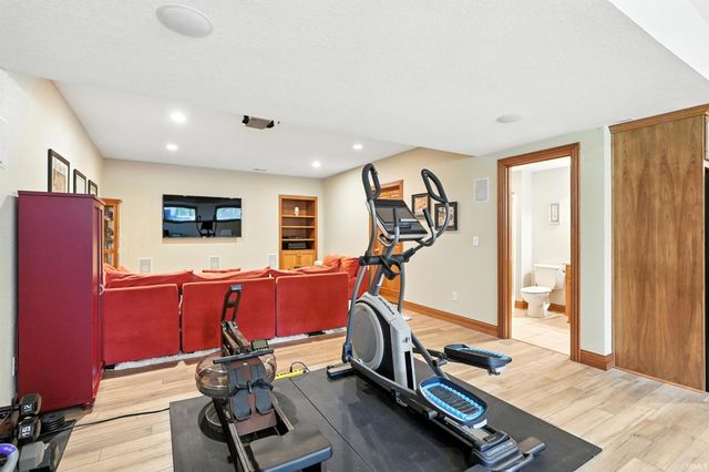 1208 Phaeton Way, Auburn, IN 46706
