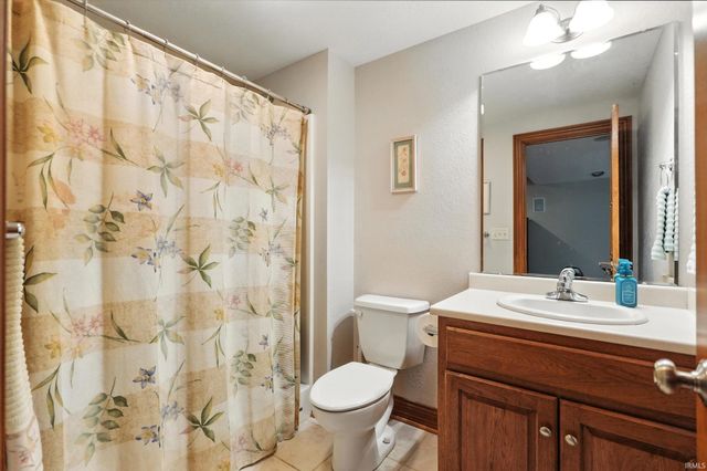 1208 Phaeton Way, Auburn, IN 46706