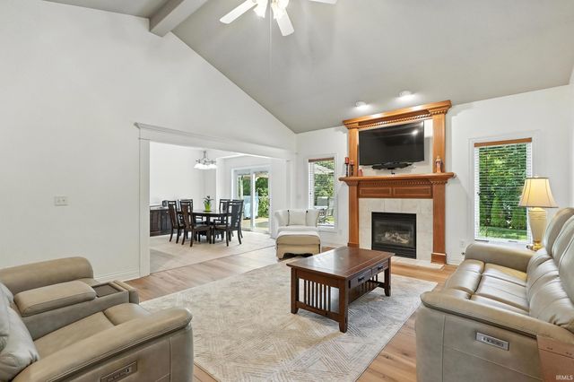 1208 Phaeton Way, Auburn, IN 46706
