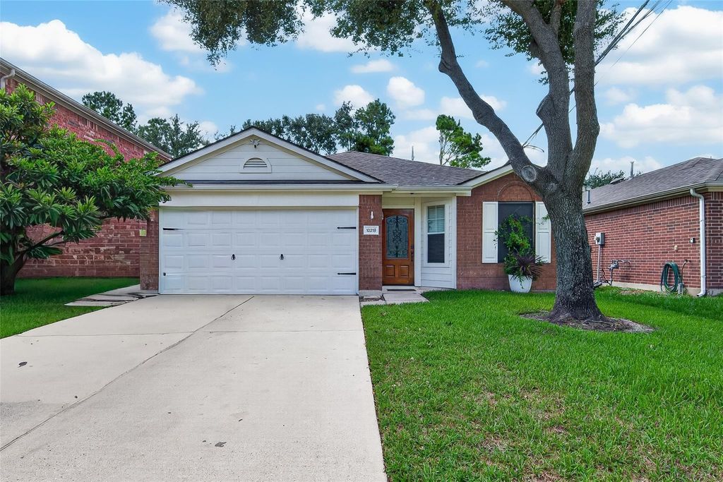 10219 Sulphur Stream Drive, Houston, TX 77095