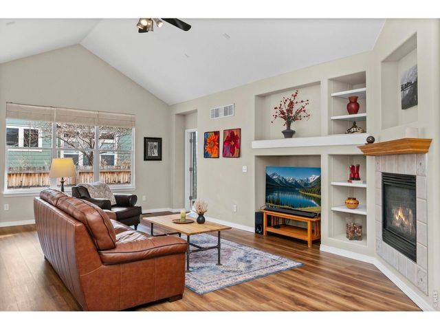 1615 Bluefield Ave, Longmont, CO 80504