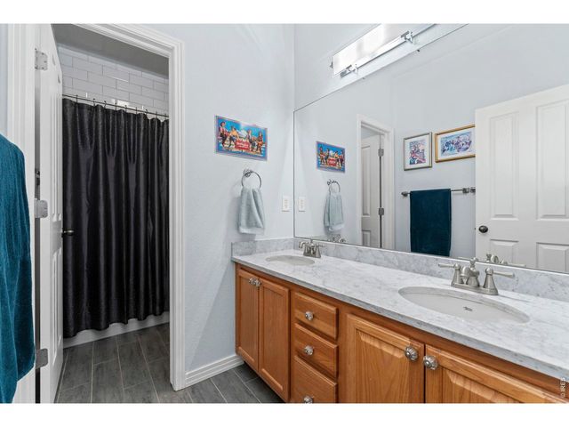 1615 Bluefield Ave, Longmont, CO 80504