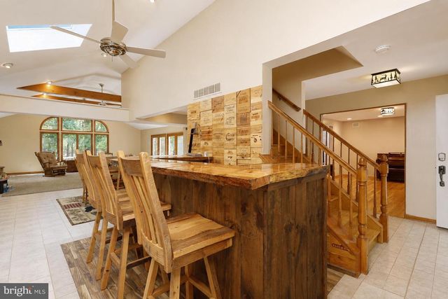 5 CEDAR FALLS DR, Medford, NJ 08055