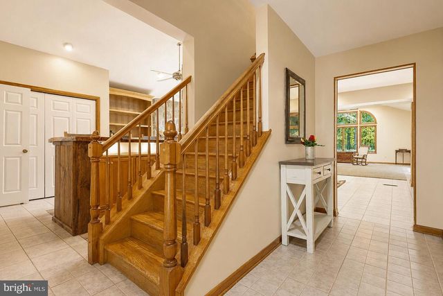 5 CEDAR FALLS DR, Medford, NJ 08055