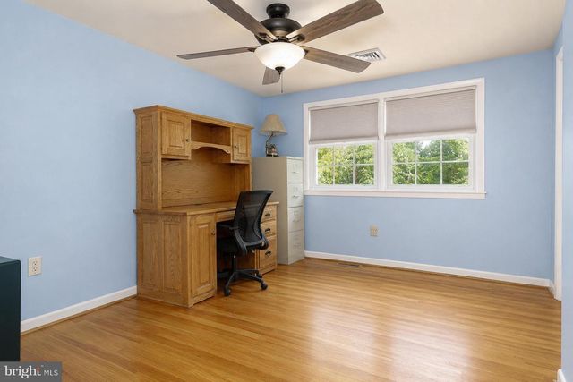 5 CEDAR FALLS DR, Medford, NJ 08055