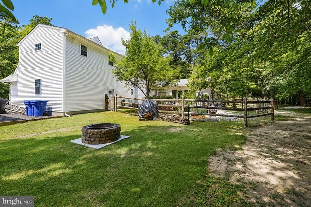 5 CEDAR FALLS DR, Medford, NJ 08055