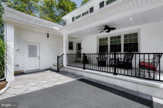 5 CEDAR FALLS DR, Medford, NJ 08055