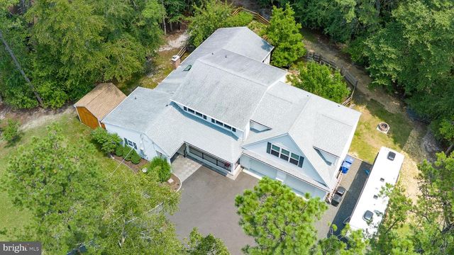 5 CEDAR FALLS DR, Medford, NJ 08055