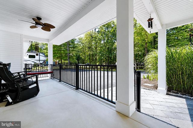 5 CEDAR FALLS DR, Medford, NJ 08055