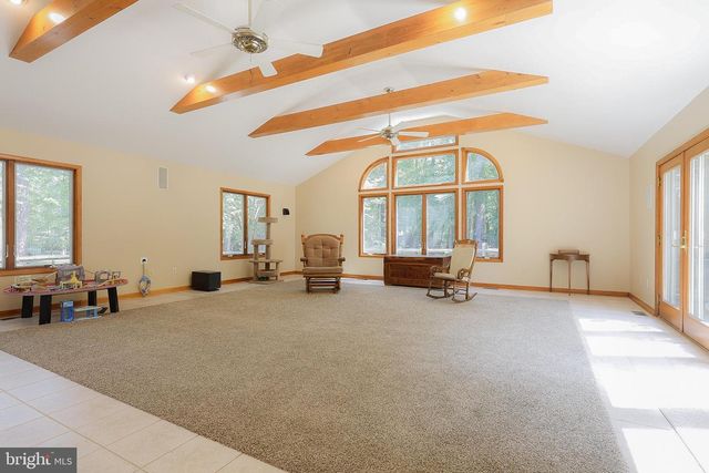 5 CEDAR FALLS DR, Medford, NJ 08055