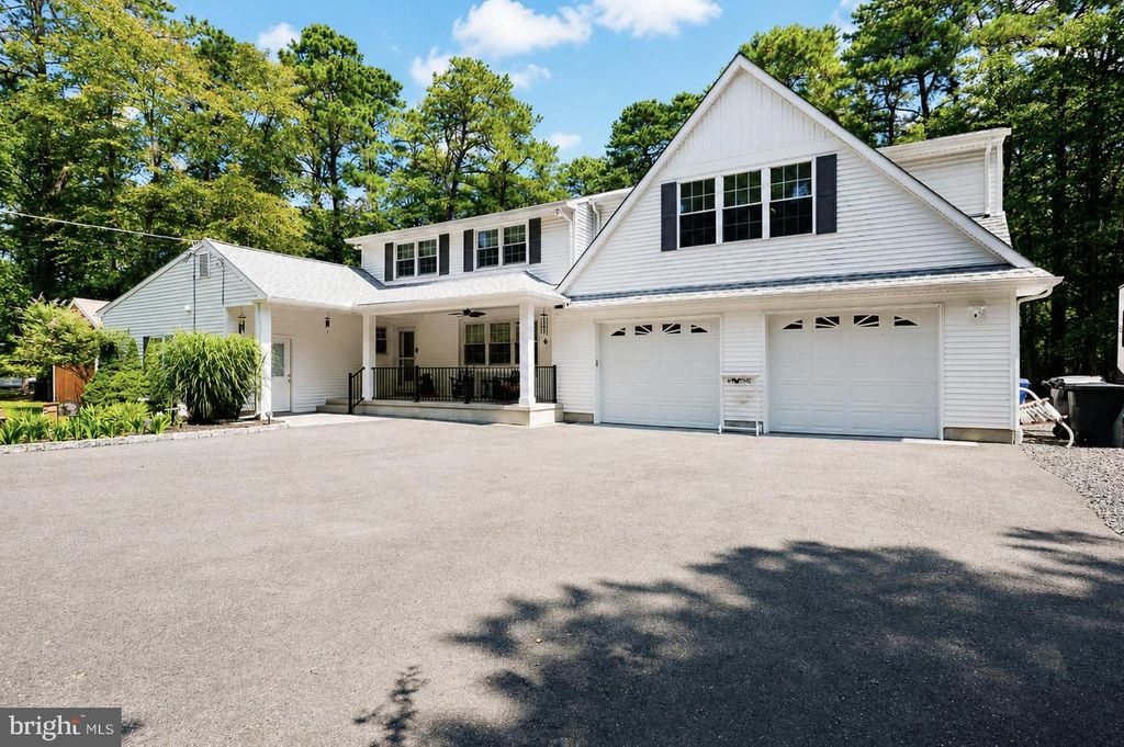 5 CEDAR FALLS DR, Medford, NJ 08055