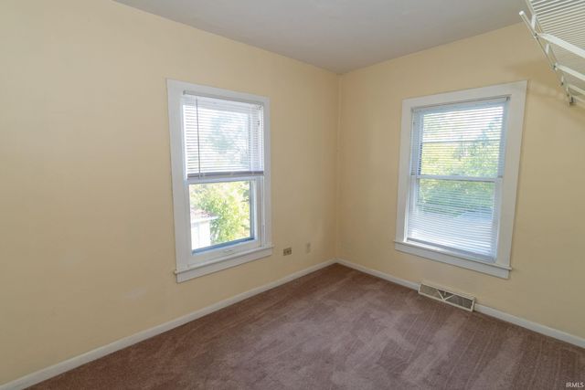 602 E Battell Street, Mishawaka, IN 46545