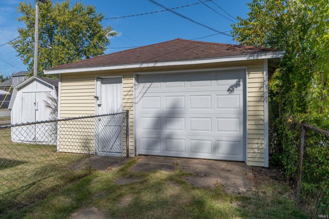 602 E Battell Street, Mishawaka, IN 46545