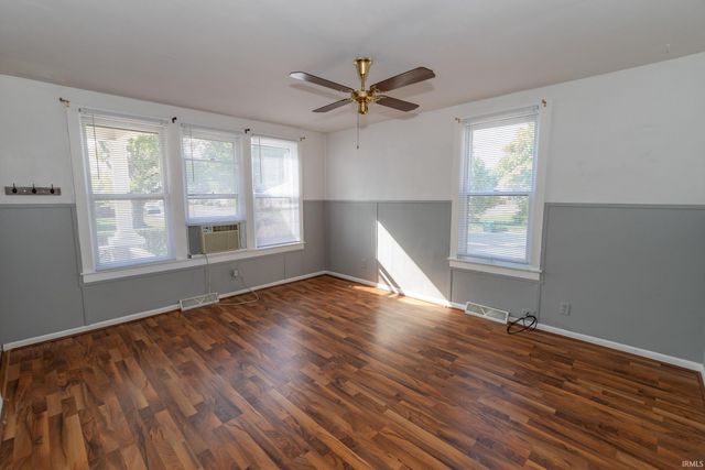 602 E Battell Street, Mishawaka, IN 46545