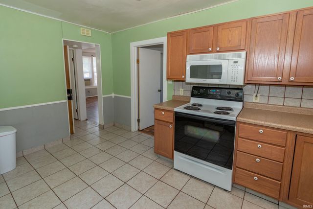 602 E Battell Street, Mishawaka, IN 46545