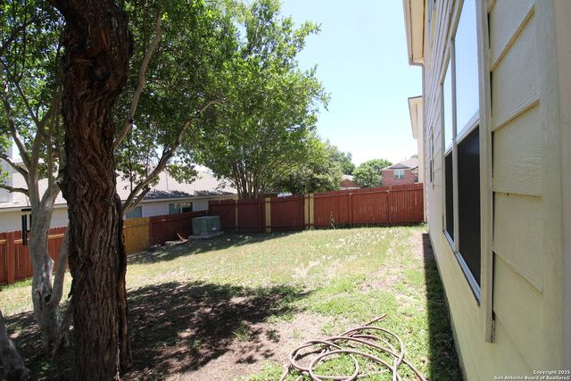 13142 WILLOWTHORN LN, San Antonio, TX 78249