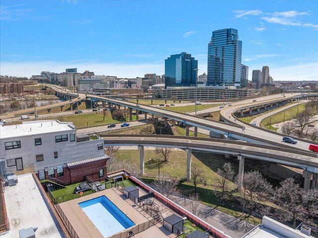 600 Broadway Avenue Nw 421, City Of Grand Rapids, MI 49504