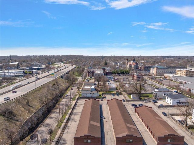 600 Broadway Avenue Nw 421, City Of Grand Rapids, MI 49504