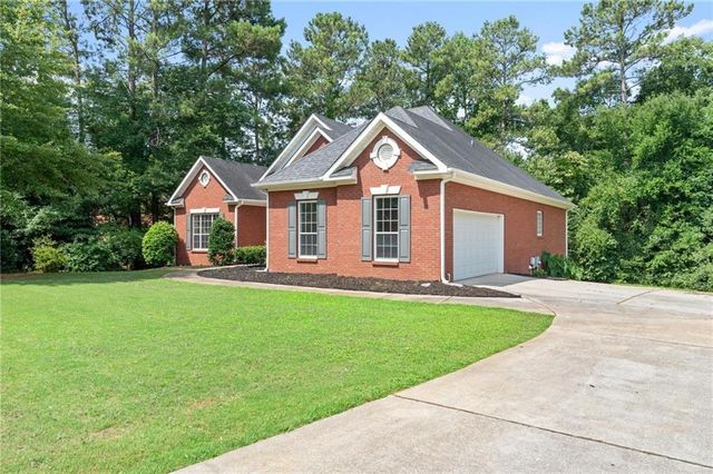 1048 Crown River Parkway, Mcdonough, GA 30252