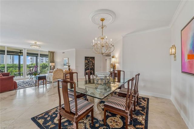 8930 Bay Colony DR # 301, Naples, FL 34108