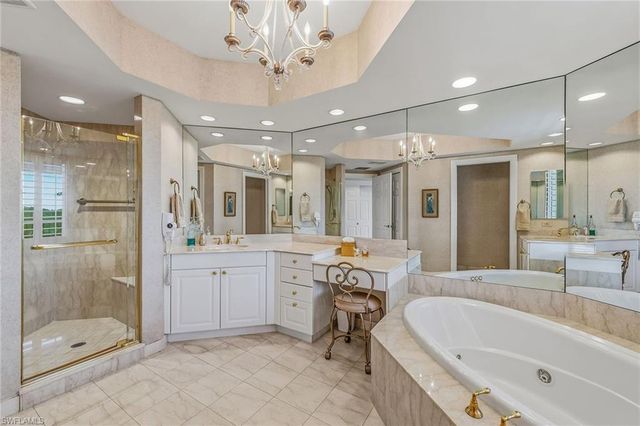 8930 Bay Colony DR # 301, Naples, FL 34108