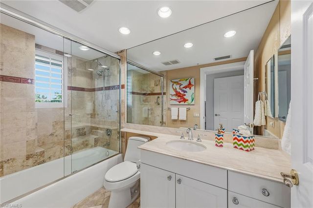 8930 Bay Colony DR # 301, Naples, FL 34108