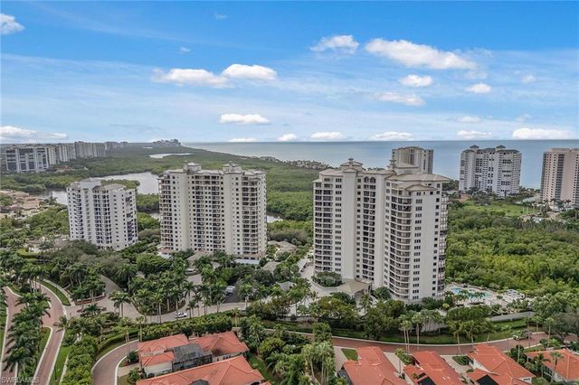 8930 Bay Colony DR # 301, Naples, FL 34108