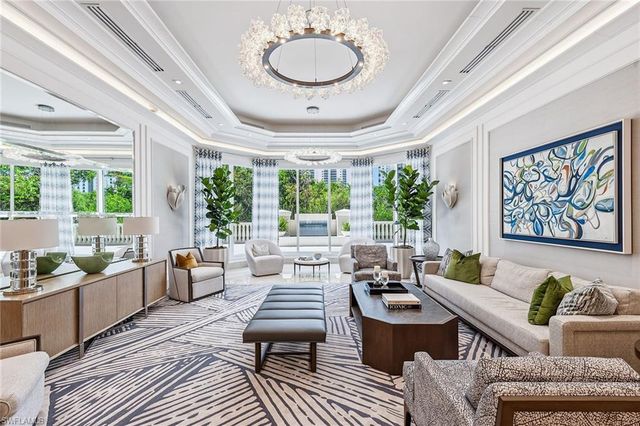 8930 Bay Colony DR # 301, Naples, FL 34108