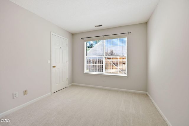 104 Covington Drive, Chapel Hill, NC 27514
