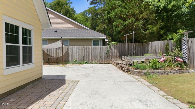 104 Covington Drive, Chapel Hill, NC 27514