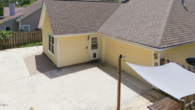 104 Covington Drive, Chapel Hill, NC 27514