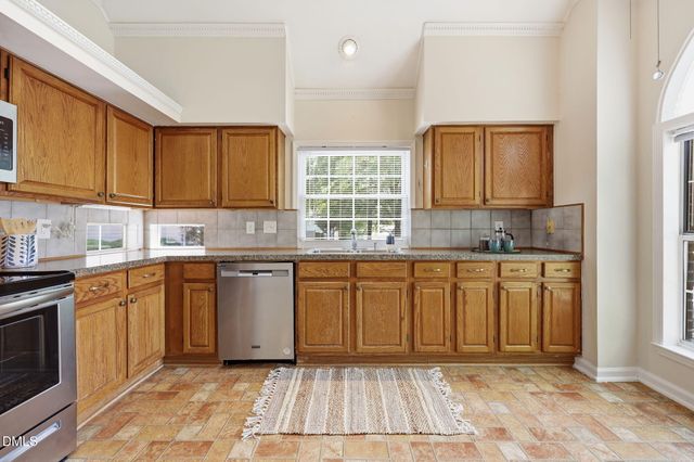 104 Covington Drive, Chapel Hill, NC 27514