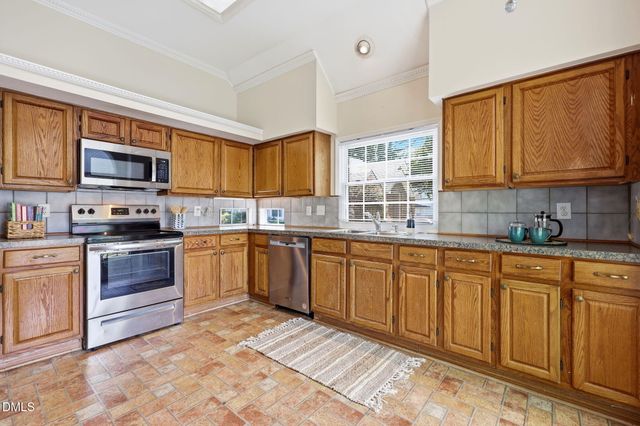104 Covington Drive, Chapel Hill, NC 27514